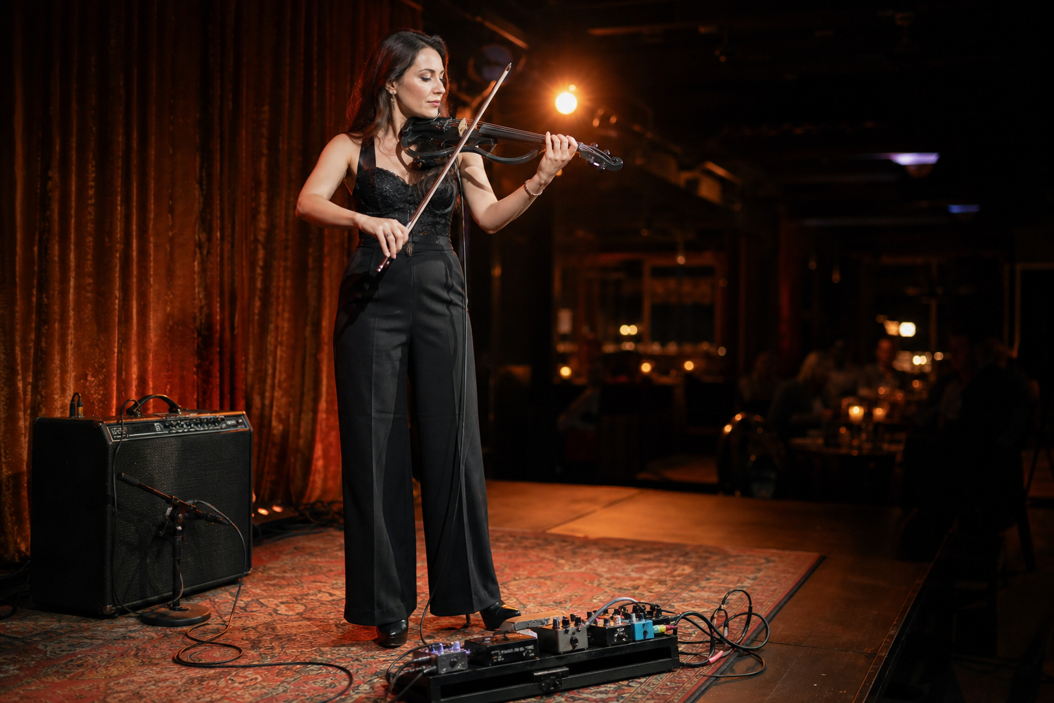 Най-добрите ABY педали и line selector решения за electric violin изпълнители, които сменят цигулки или изходи на сцена — Tanya Strings blog article image